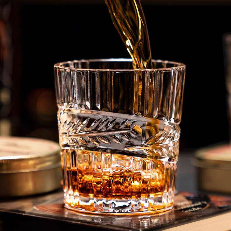 Reliëf Whiskyglas Hoogwaardig  - Wine Beer And Spirits recensie en prijs